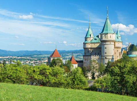Oslávte Veľkú noc v skvelom hoteli Športcentrum Bojnice***. Pobyt s polpenziou pre 2, so vstupom do kardio a fitnesscentra a wellnessom.