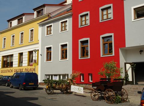 Luxusna dovolenka v Hoteli Galant**** s voľným vstupom do Aquaworldu, s polpenziou a s vlastným vinárstvom priamo v centre Mikulova.