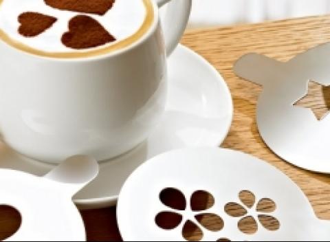 Máme pre Vás ponuku šablón, ktorými osviežite nie len rannú kávičku, ale aj koláčiky, poprípade iné vaše kulinárske výtvory. 