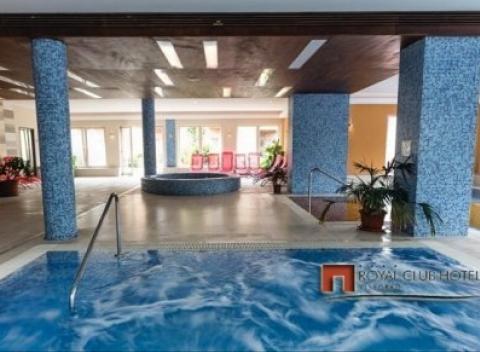 Luxusný pobyt v Maďarsku len kúsok od krásnej Budapešti v Royal Club Hoteli**** Visegrád s wellness a polpenziou.  