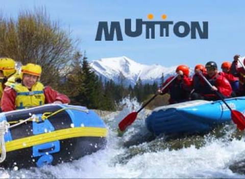 Rafting pod Kriváňom! Splavujte najdravšiu rieku na Slovensku - Belá a zažite strhujúci adrenalín, ktorý vám rieka ponúka.