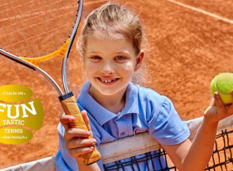 Tenisový tréning pre deti od 4 do 18 rokov. Pokojné prostredie rozsiahleho ranča na okraji Bratislavy ponúka skvelé podmienky. 