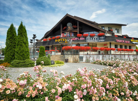 Beskydy: Hotel Eroplán **** pri turistických trasách s polpenziou, wellness a Rožnov Card.