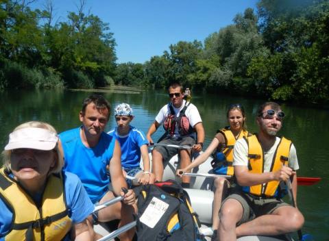 Jedinečný splav Malého Dunaja na Slovensku. Jedinečné zážitky v nádhernom prostredí podunajskej nížiny pre vás aj celú vašu rodinu.