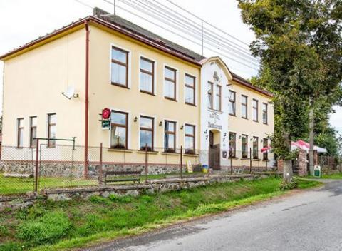 Vyrazte na Vysočinu a užite si cykloturistiku v okolí najväčšieho rybníku Velké Dářko. Pobyt pre dvoch s polpenziou v hoteli U Šimáka.