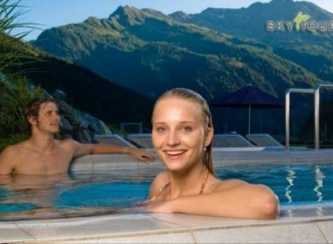 Navštívte obľúbený alpský rezort Bad Gastein a spoznajte rakúsky NP Vysoké Taury. Pobyt v hoteli Hirschen*** s all inclusive light.