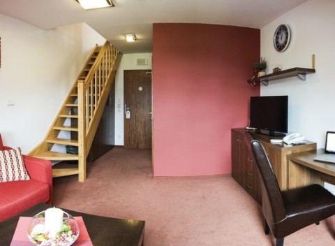 Kúsok od Liptovskej Mary, na skok od aquaparkov, navyše s polpenziou - ideálna dovolenka na Liptove.