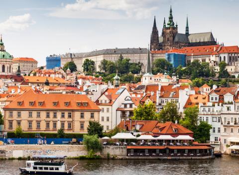 Viacdňový pobyt pre dvoch v elegantnom Hoteli Meda**** s raňajkami a voľným vstupom do múzea moderného umenia Museum Kampa. 