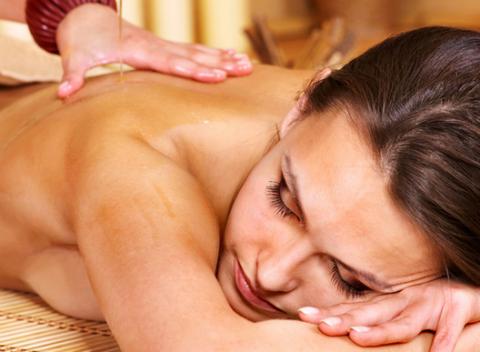Doprajte relax telu i duši. Manuálna anticelulitídna lymfodrenáž, kráľovská celotelová procedúra či ozdravná masáž chrbta a súťaž o masáže. 