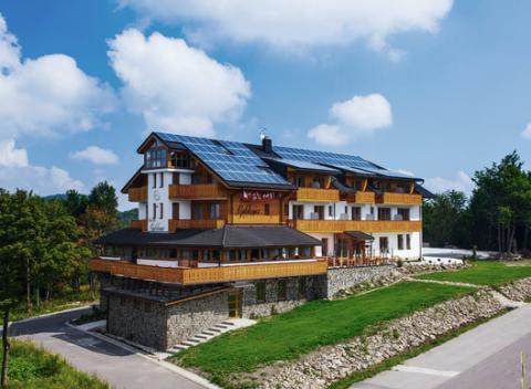 Letný pobyt v novom penzióne Guldiner*** s wellness na hrebeni Kremnických vrchov