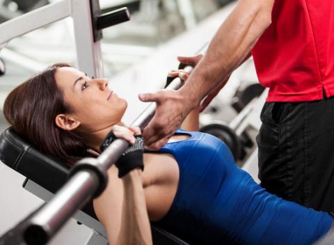 Cvičenie s osobným trénerom + permanentka do fitka. Trénujte pod dohľadom profesionálneho trénera Maroša Orela a makajte na sebe.