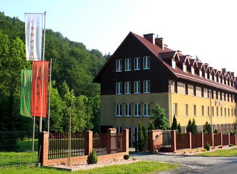 Aktívne trávenie času, relax a pokoj v poľských Beskydách. Skvelá dovolenka s celou rodinou v rekreačnom stredisku Gronie v Szczyrku.