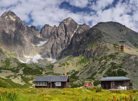 Ubytovanie na 2 až 5 nocí v apartmánoch V+K, len 8 km od Štrbského plesa.