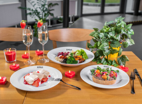 Vegánsky Valentín v najväčšej vegánskej reštaurácii Loove restaurant by Vegana.