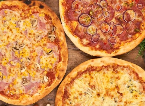 Akákokľvek pizza podľa vlastného výberu z jedálneho lístka v Positive Restaurant.