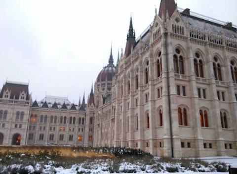 Objavujte Budapešť s ubytovaním v 4* hoteli Mediterran kúsok od centra.