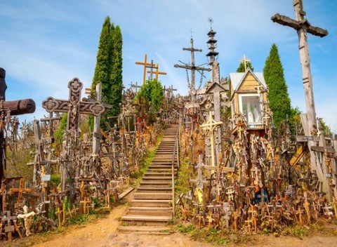 Putovanie Pobaltím: Litva, Lotyšsko, Estónsko a fínske Helsinki počas 6-dňového výletu.