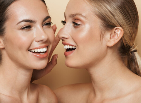 Hĺbkové čistenie pleti, chemický peeling alebo darčeková poukážka v obľúbenom salóne Vita Verde.