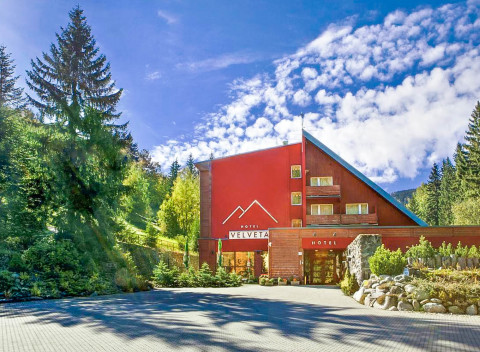 Krkonoše v Špindlerovom Mlýne: Hotel Velveta s wellness a zľavou na zapožičanie bicyklov + polpenzia.