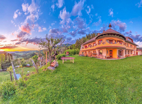 Rakúsko: Korutánsko v ekologickom hoteli s polpenziou a neobmedzeným wellness.