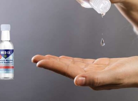 Antibakteriálna voda a sprej na ruky s možnosťou doručenia už do 2 dní.