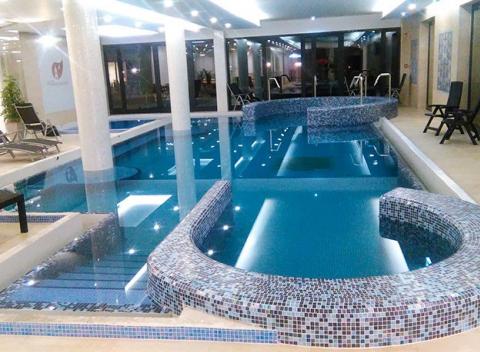 Wellness pobyt v svojráznom mestečku Hollókő v maďarskej časti Cérovej vrchoviny. Doprajte si len to najlepšie a ubytujte sa v 4* hoteli. 