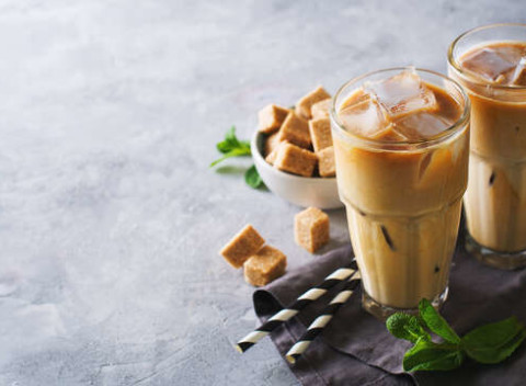 Letné kávové osvieženie – frappé alebo ľadová čokoláda v 2-kg balení.