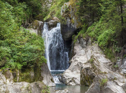Rakúsky hotel Erlebnis*** s polpenziou, saunami a až ročnou platnosťou.