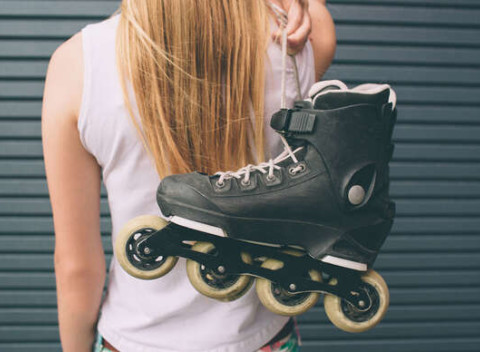 Servis kolieskových korčúľ, inline korčule Roces alebo tenisky s kolieskami.