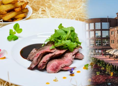 Grilovaný flak steak s rozmarínovým jusom, rukolový šalát a domáce hranolky. Doprajte gastronomický zážitok svojim chuťovým pohárikom.