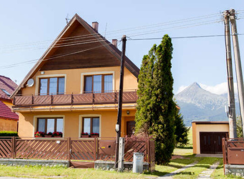 Ubytovanie pre 6 až 10 osôb v samostatnom rodinnom dome neďaleko Vysokých Tatier.