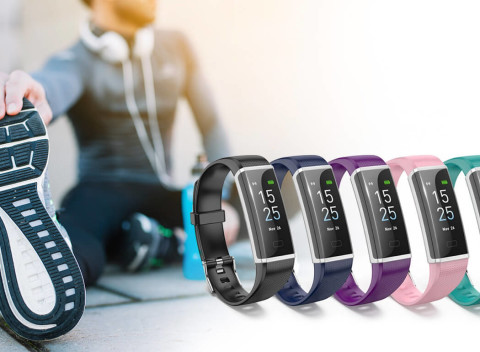 Inteligentný fitness náramok a hodinky v jednom nielen pre športovcov.