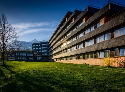 Tatranská Lomnica s AQUA relax centrom s bazénmi a polpenziou v hoteli Sorea Titris***.