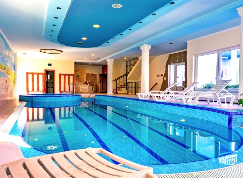 Maďarsko len 500 m od jazera Hévíz v Blue Villa Apartmans, neobmedzený wellness, káva a polpenzia.