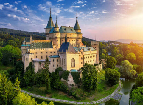 Okúzľujúce Bojnice v penzióne Zefir**** s raňajkami, wellness pre 2 až 6 osôb.